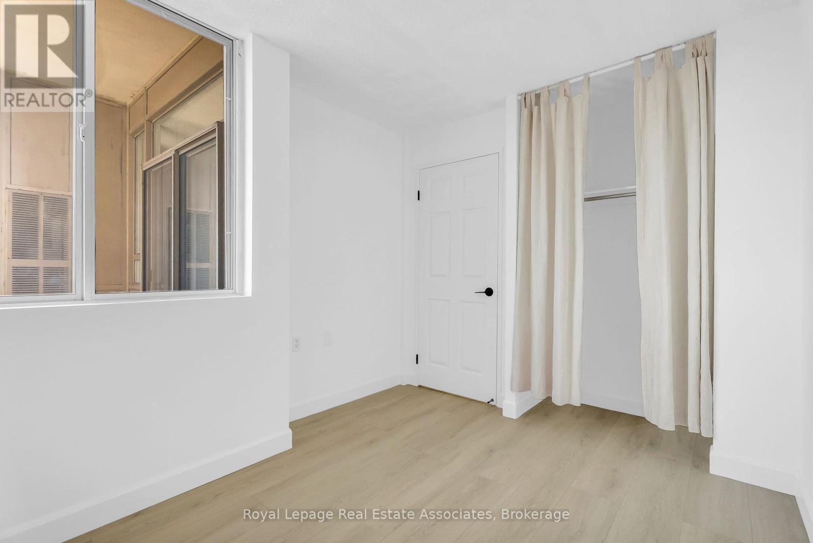 501 - 555 Wilson Hts Boulevard, Toronto, Ontario  M3H 6B5 - Photo 15 - C12462322