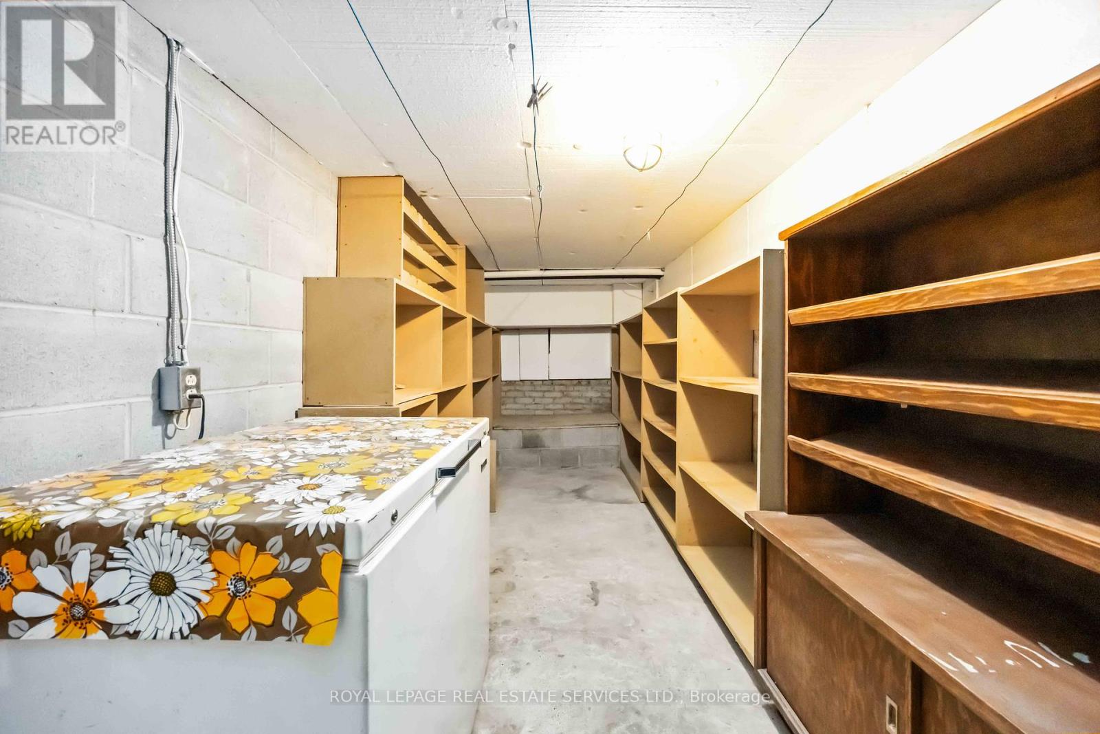 43 Mount Royal Avenue, Toronto, Ontario  M6H 2S2 - Photo 28 - C12462329
