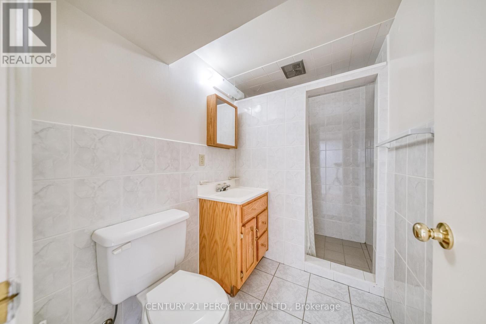73 Berkinshaw Crescent, Toronto, Ontario  M3B 2T1 - Photo 28 - C12462354