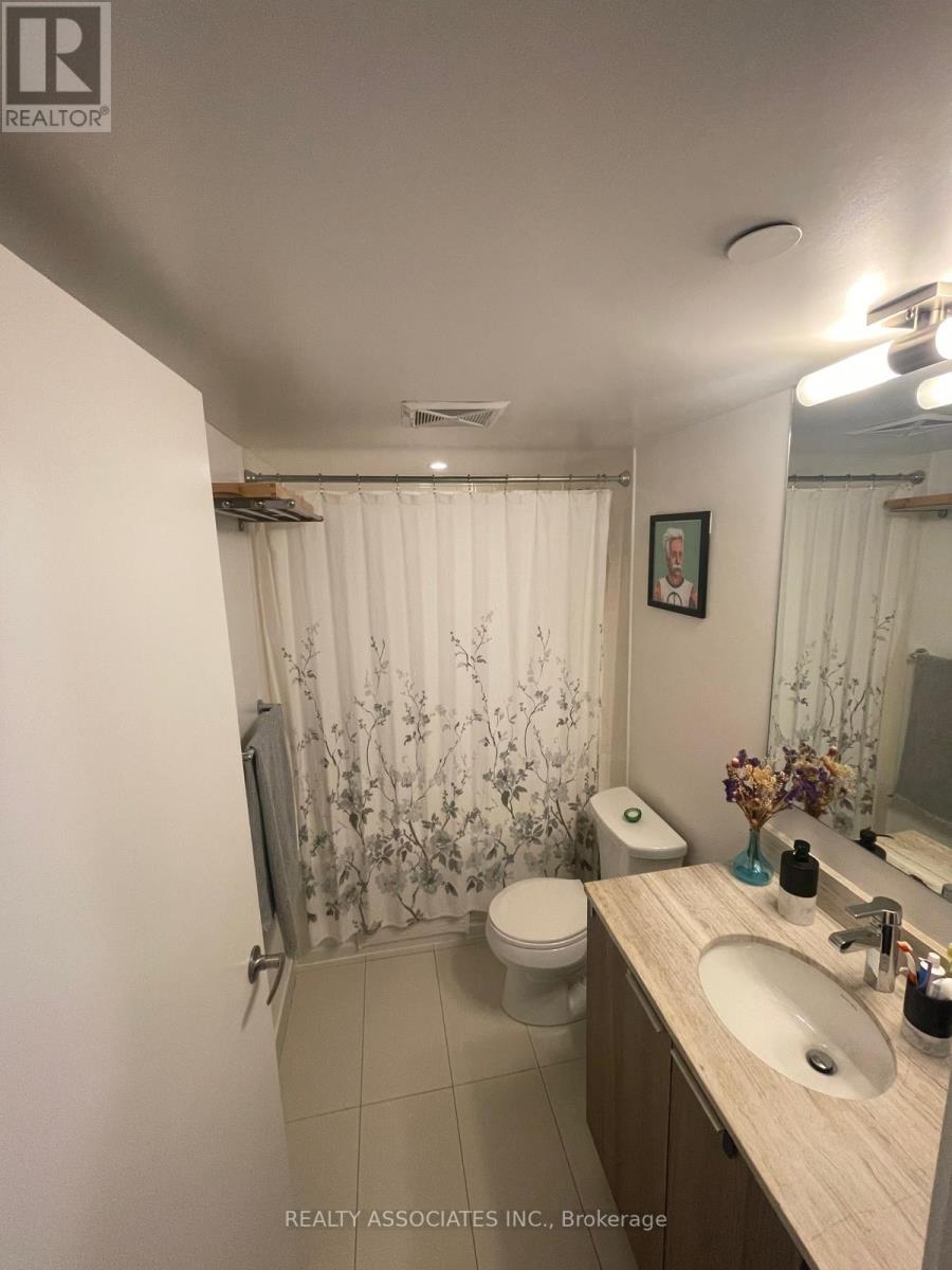 2416 - 955 Bay Street, Toronto, Ontario  M5S 2A2 - Photo 3 - C12462375