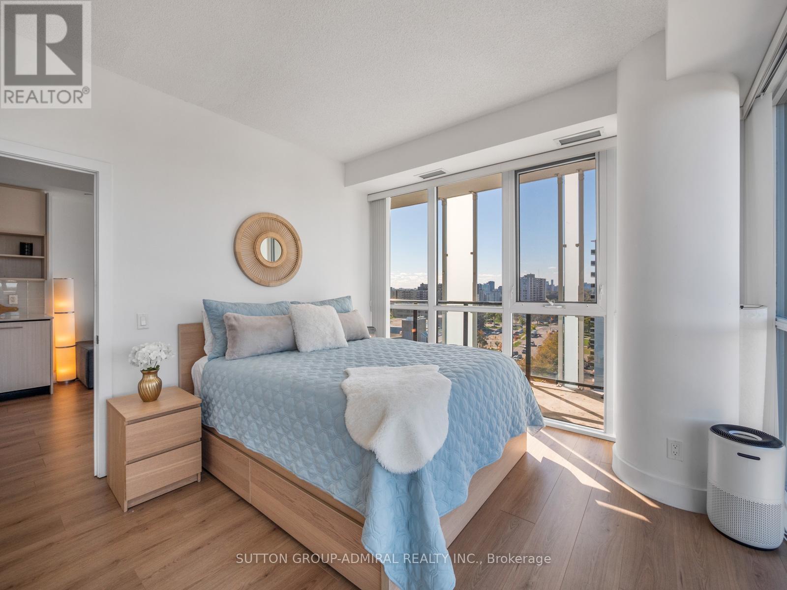 1005 - 128 Fairview Mall Drive, Toronto, Ontario  M2J 0E8 - Photo 18 - C12462387