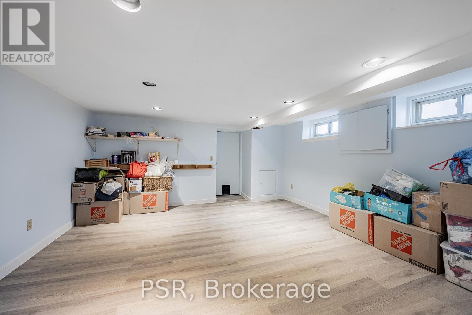 285 Robina Avenue, Toronto, Ontario  M6C 3Y9 - Photo 12 - C12462434