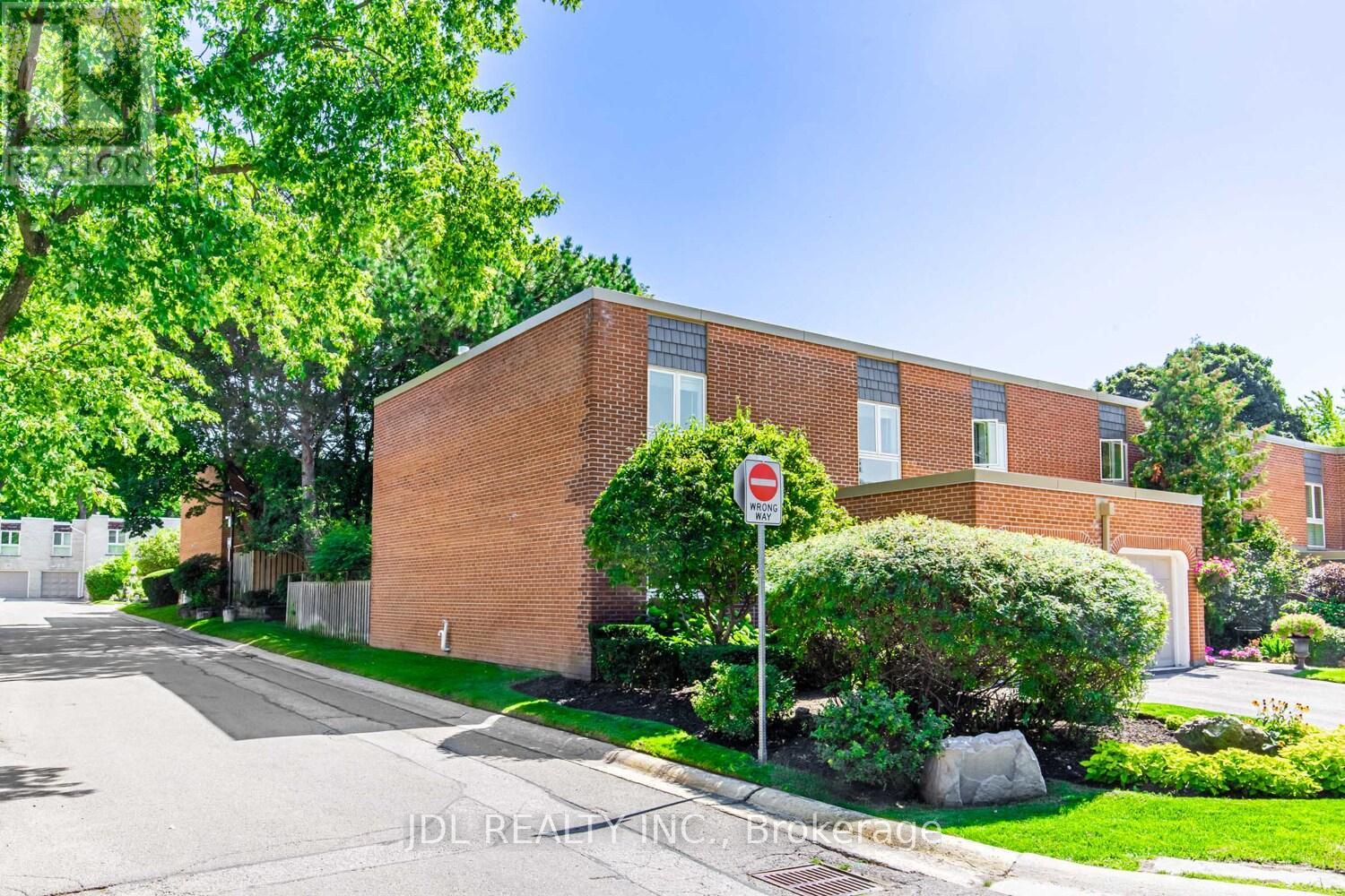 217 - 29 Scenic Mill Way, Toronto, Ontario  M2L 1S4 - Photo 3 - C12462450