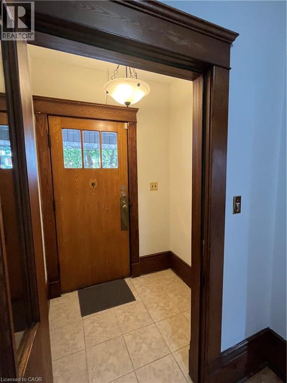 361 Queen Street S Unit# Main, Kitchener, Ontario  N2G 1W6 - Photo 2 - 40778949