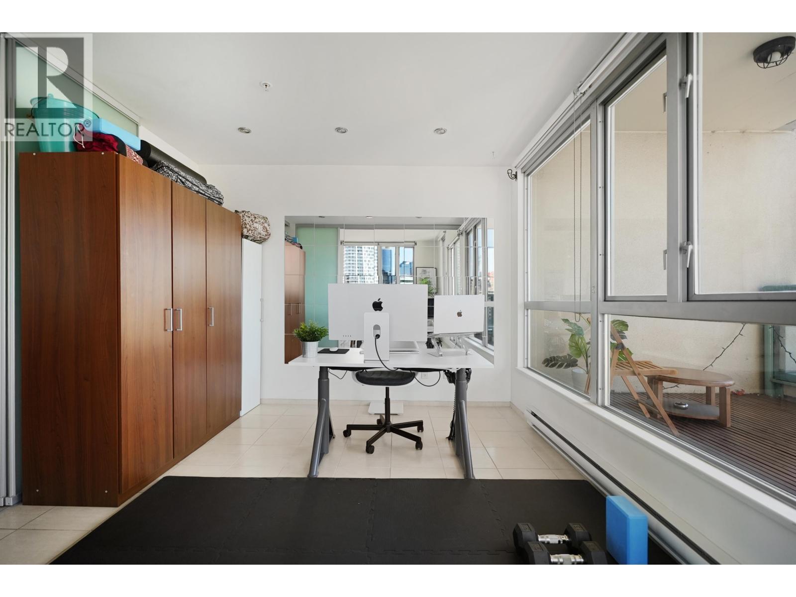 2103 907 Beach Avenue, Vancouver, British Columbia  V6Z 2R3 - Photo 5 - R3058498