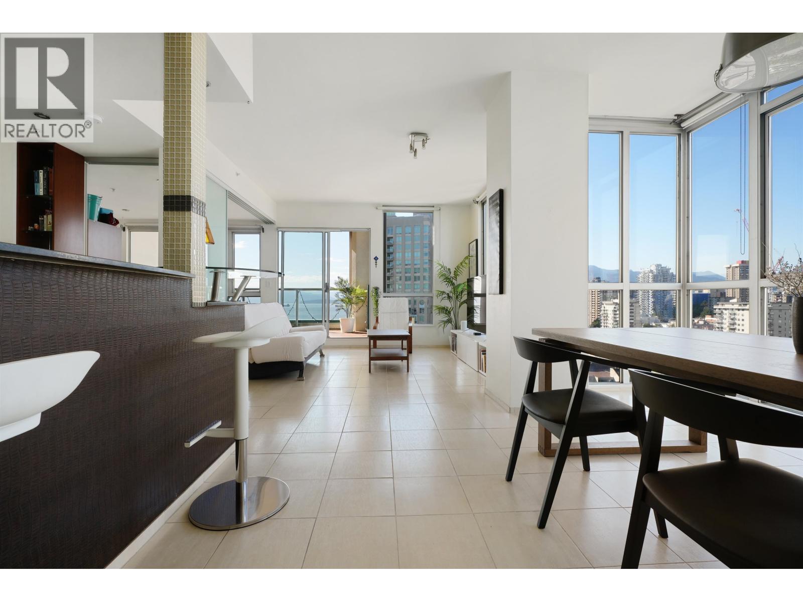 2103 907 Beach Avenue, Vancouver, British Columbia  V6Z 2R3 - Photo 7 - R3058498