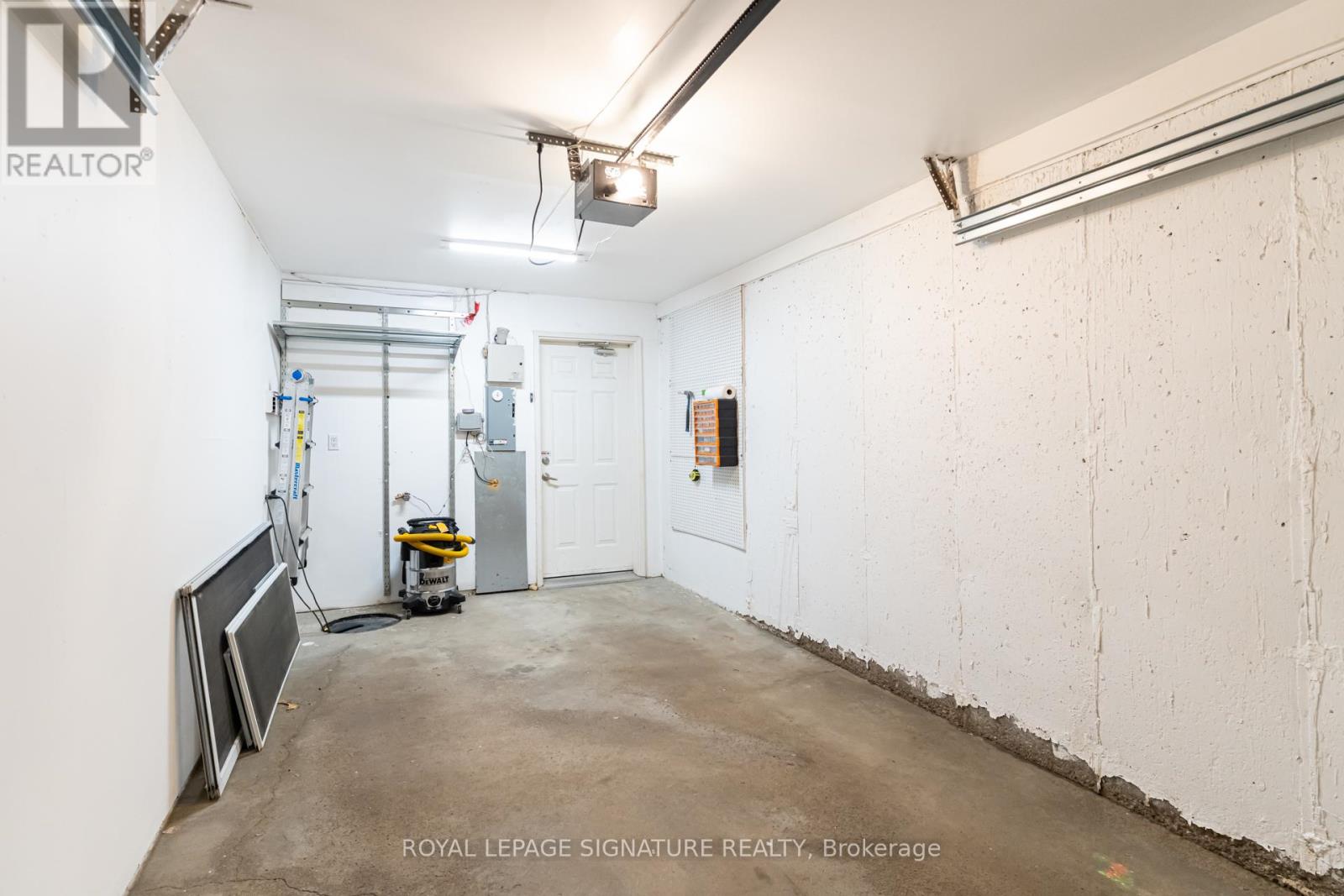 1015b College Street, Toronto, Ontario  M6H 1A8 - Photo 47 - C12462092