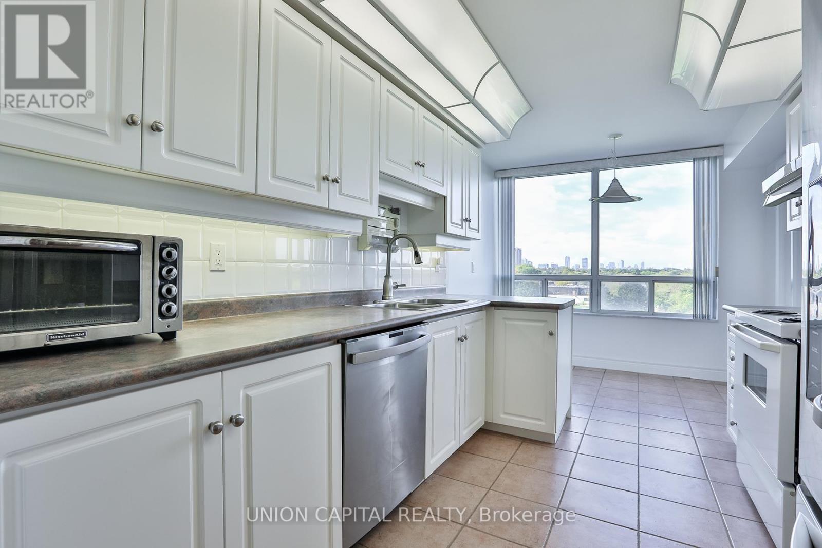 720 - 138 Bonis Avenue, Toronto, Ontario  M1T 3V9 - Photo 13 - E12462343