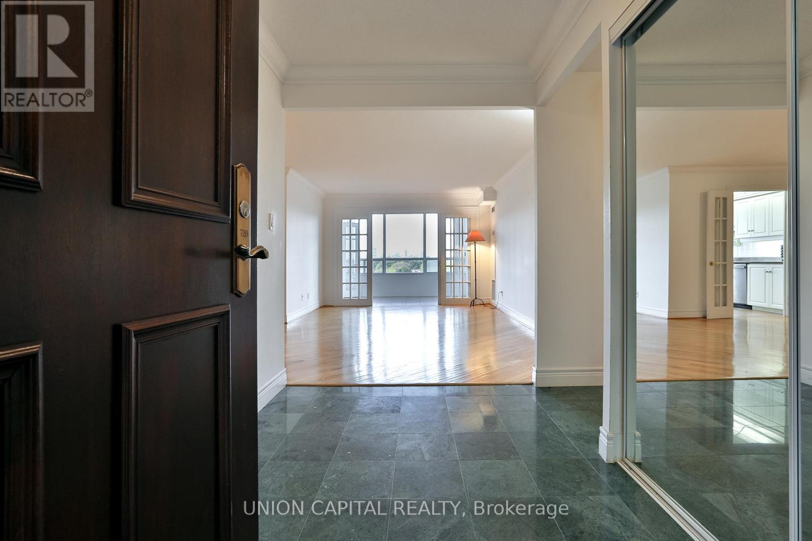 720 - 138 Bonis Avenue, Toronto, Ontario  M1T 3V9 - Photo 3 - E12462343