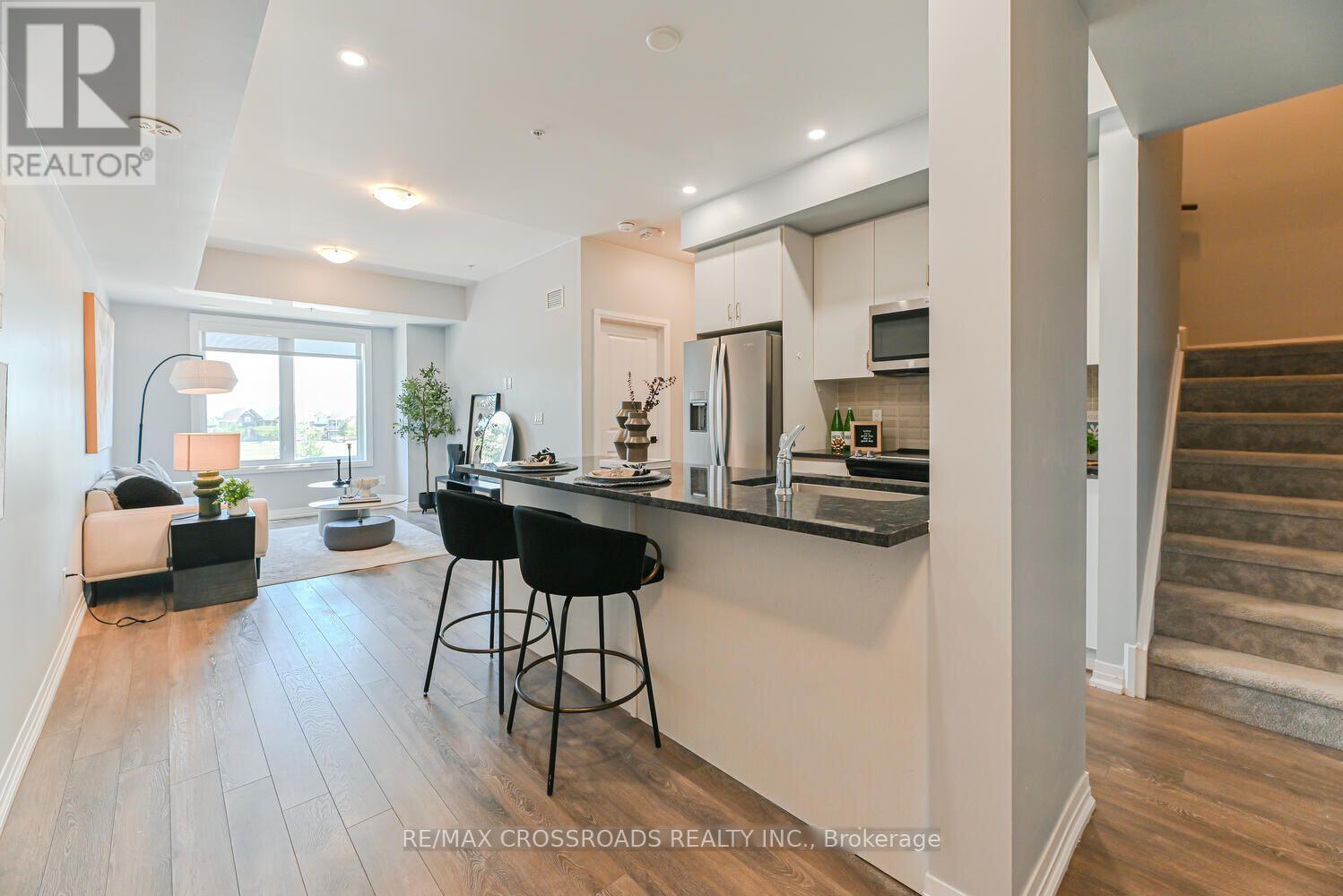 723 - 2635 William Jackson Drive, Pickering, Ontario  L1P 2V8 - Photo 4 - E12462358