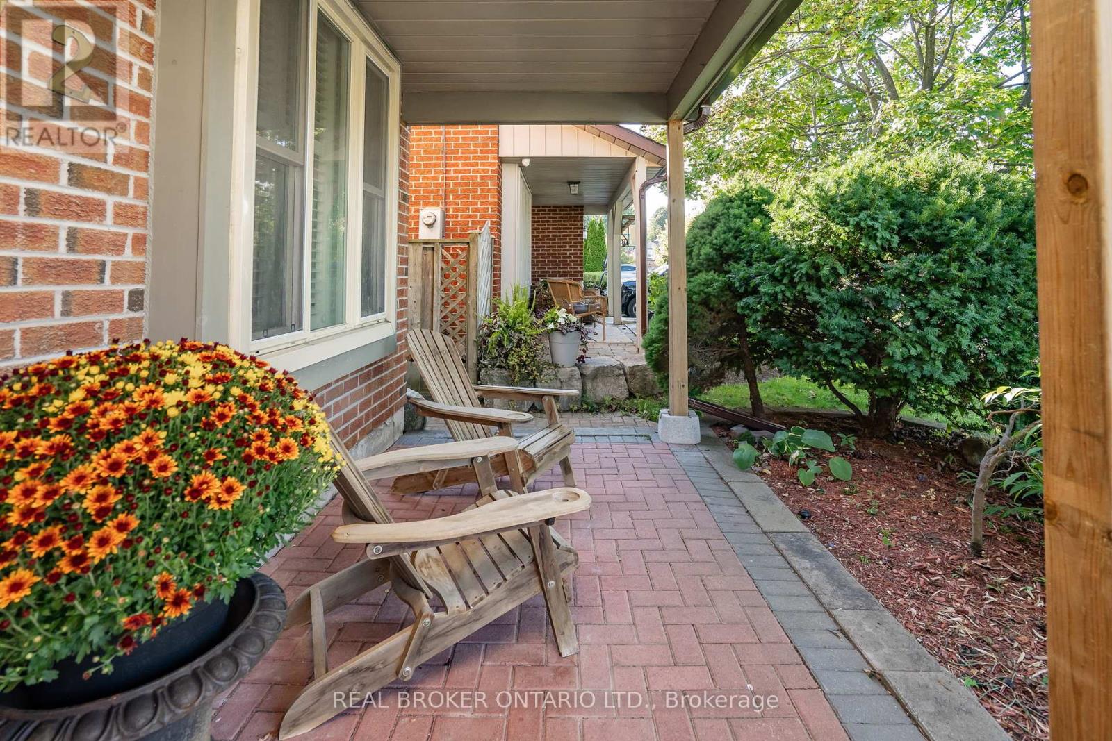 972 Gablehurst Crescent, Pickering, Ontario  L1V 5G4 - Photo 2 - E12462372