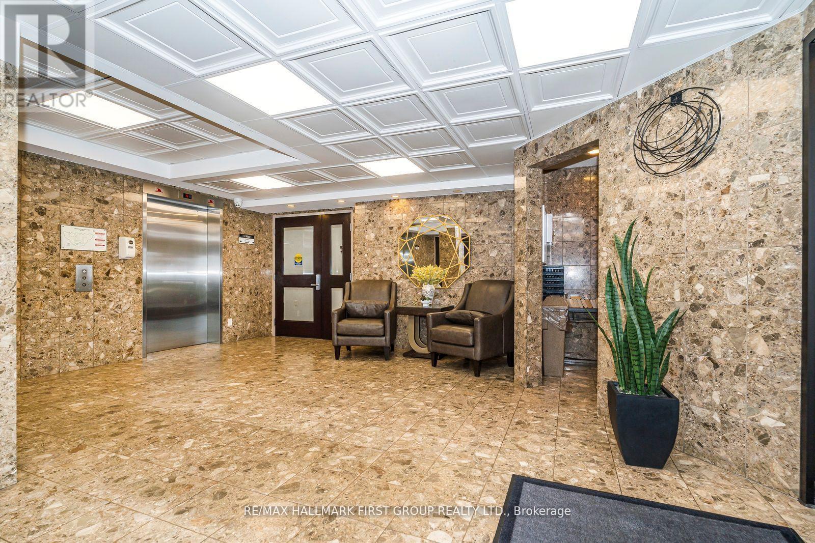 305 - 2 Westney Road N Road, Ajax, Ontario  L1T 3H3 - Photo 4 - E12462412