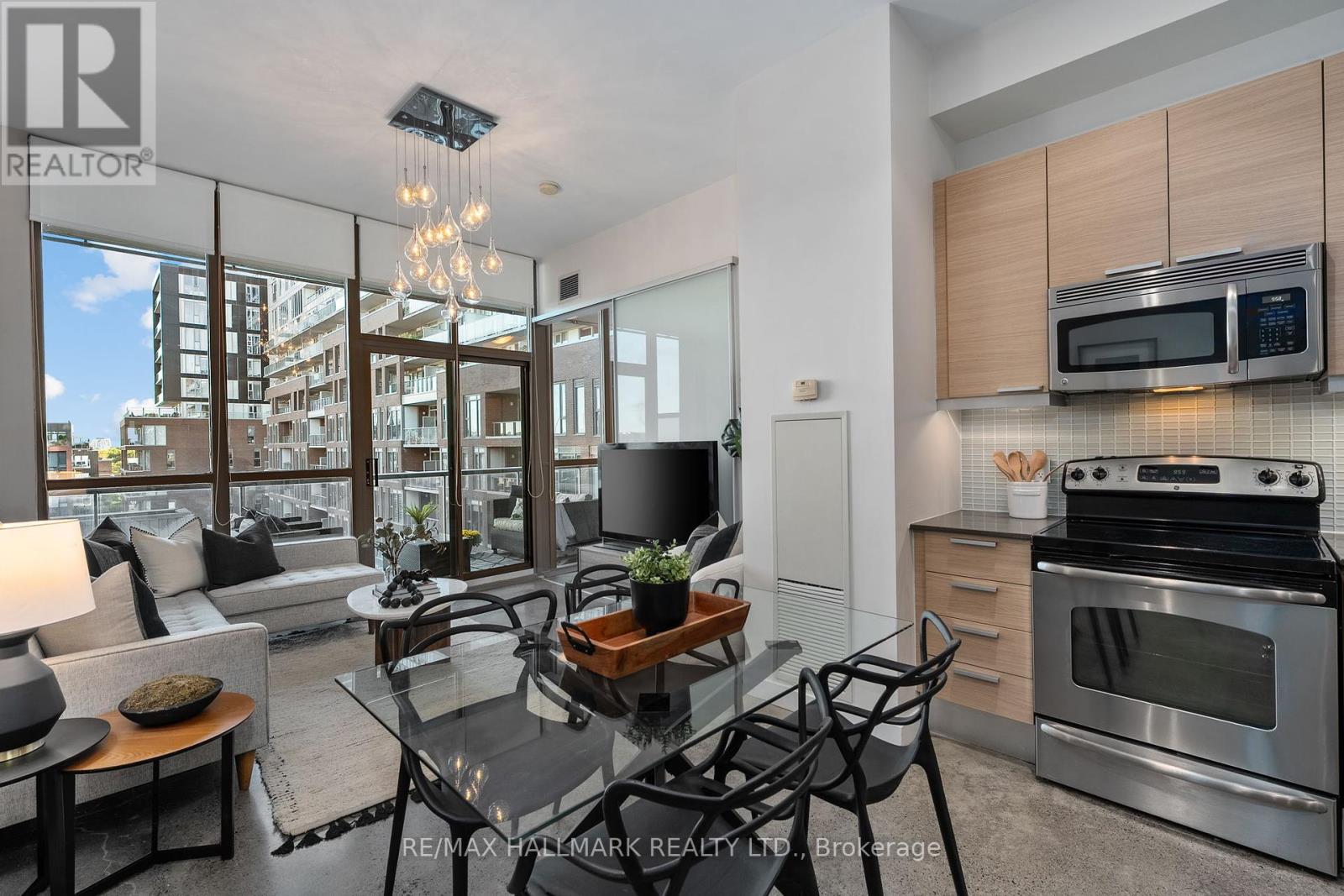 503 - 625 Queen Street E, Toronto, Ontario  M4M 1G4 - Photo 2 - E12462466