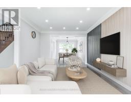 1478 LAWRENCE AVENUE W, Toronto, Ontario