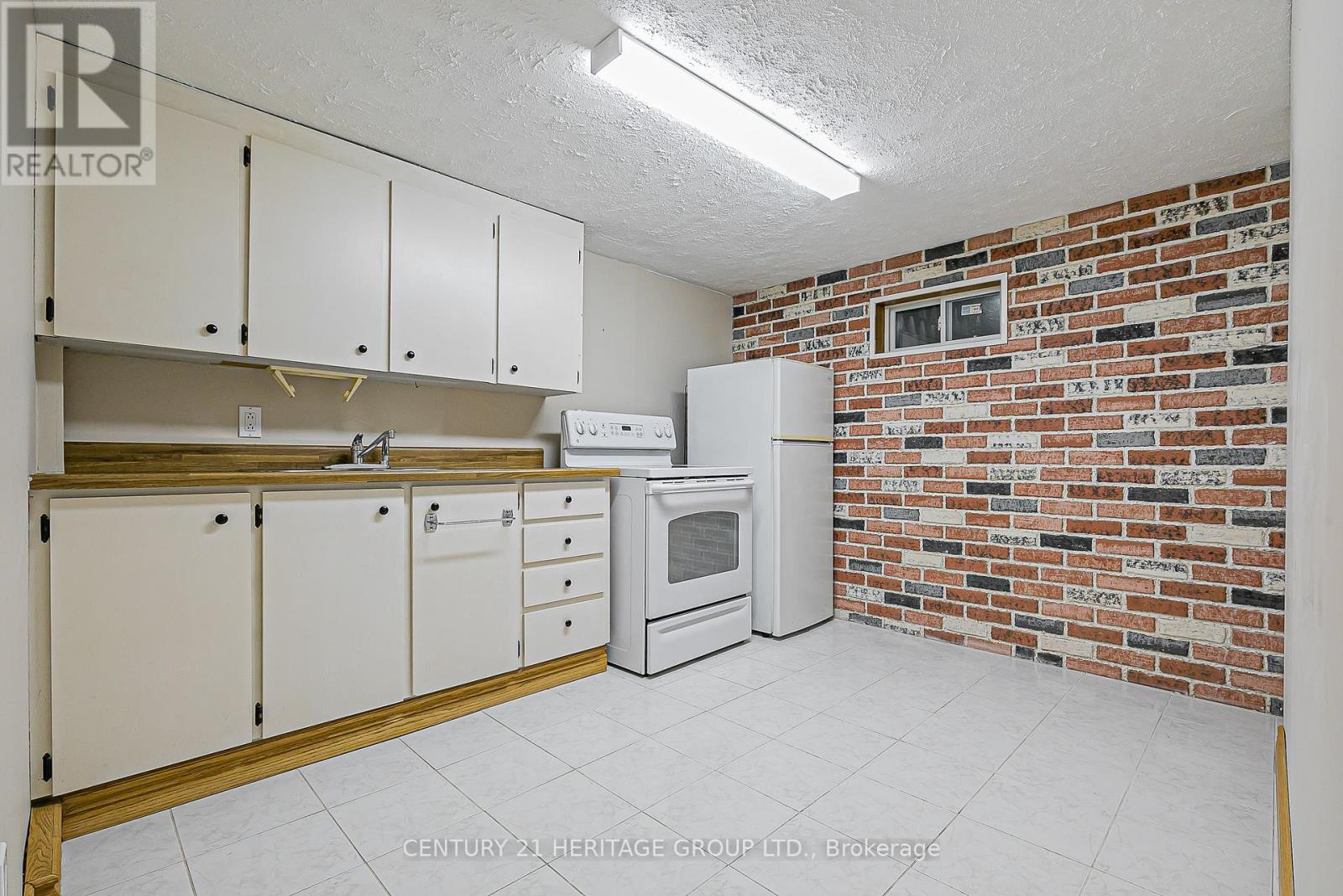 26 Knowles Crescent, Aurora, Ontario  L4G 1Z7 - Photo 32 - N12462326
