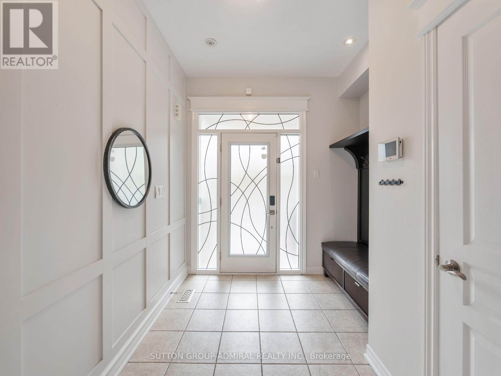 362 William Dunn Crescent, Newmarket, Ontario  L3X 3L3 - Photo 3 - N12462332