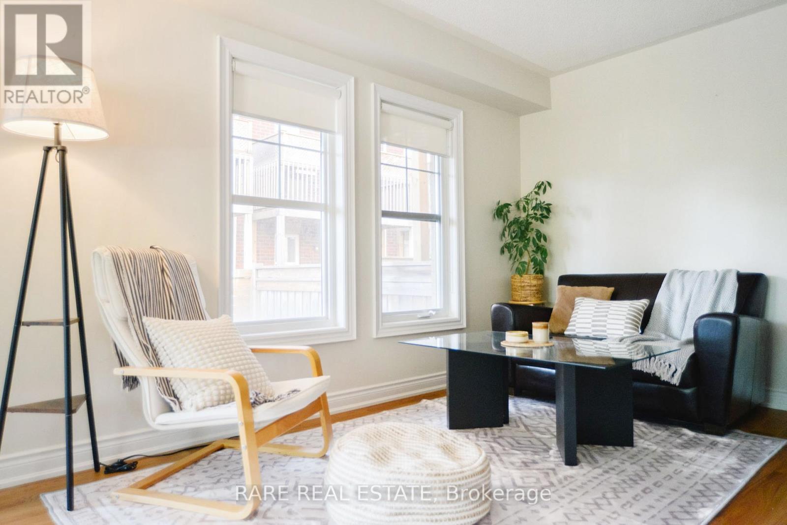 35 - 10 Porter Avenue W, Vaughan, Ontario  L4L 0H1 - Photo 28 - N12462337
