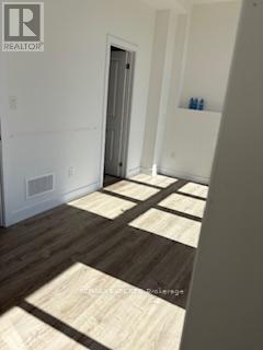 5436 Main Street, Whitchurch-Stouffville, Ontario  L4H 4W8 - Photo 21 - N12462353