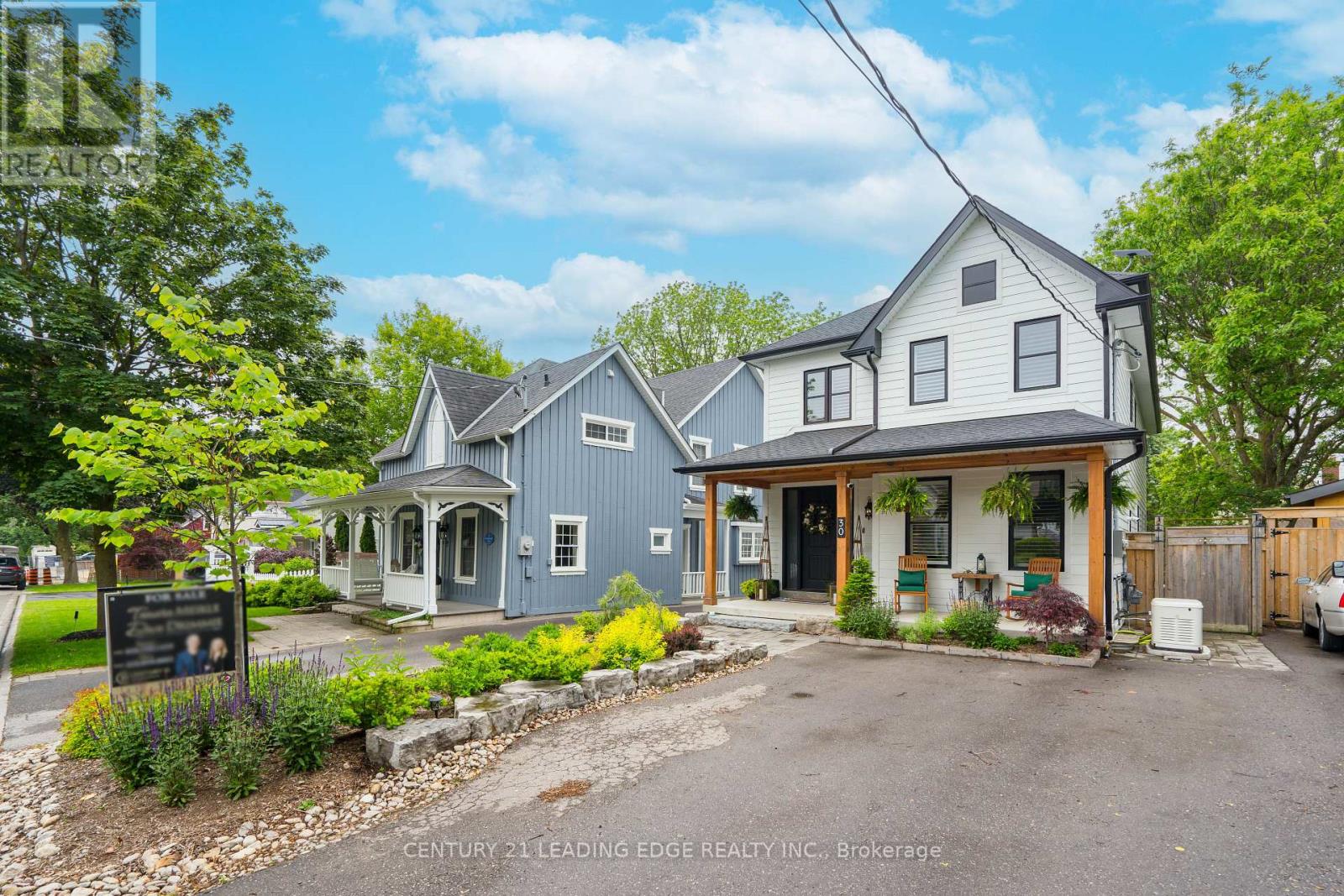 30 VICTORIA STREET, Whitchurch-Stouffville, Ontario