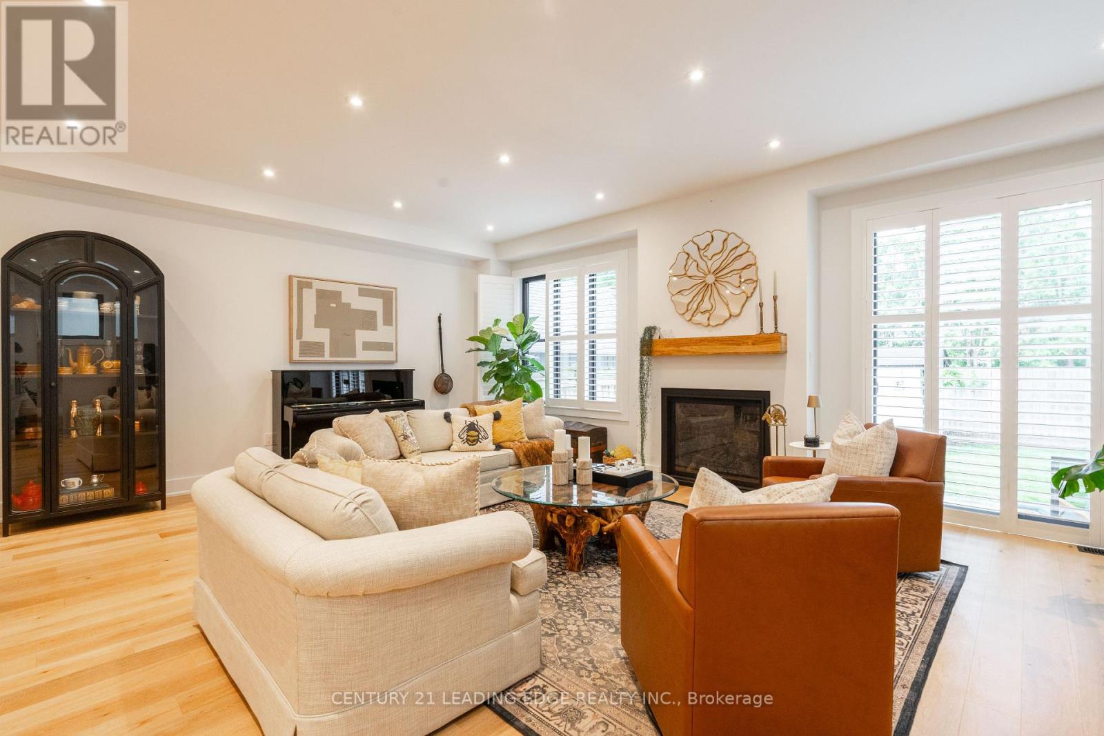 30 Victoria Street, Whitchurch-Stouffville, Ontario  L4A 3R7 - Photo 10 - N12462360