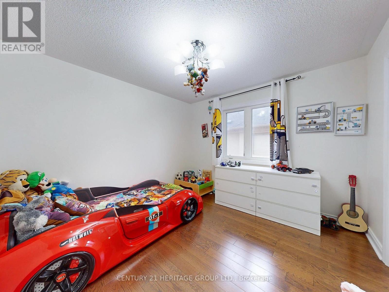 1062 Blackhall Crescent, Newmarket, Ontario  L3X 0B3 - Photo 27 - N12462391