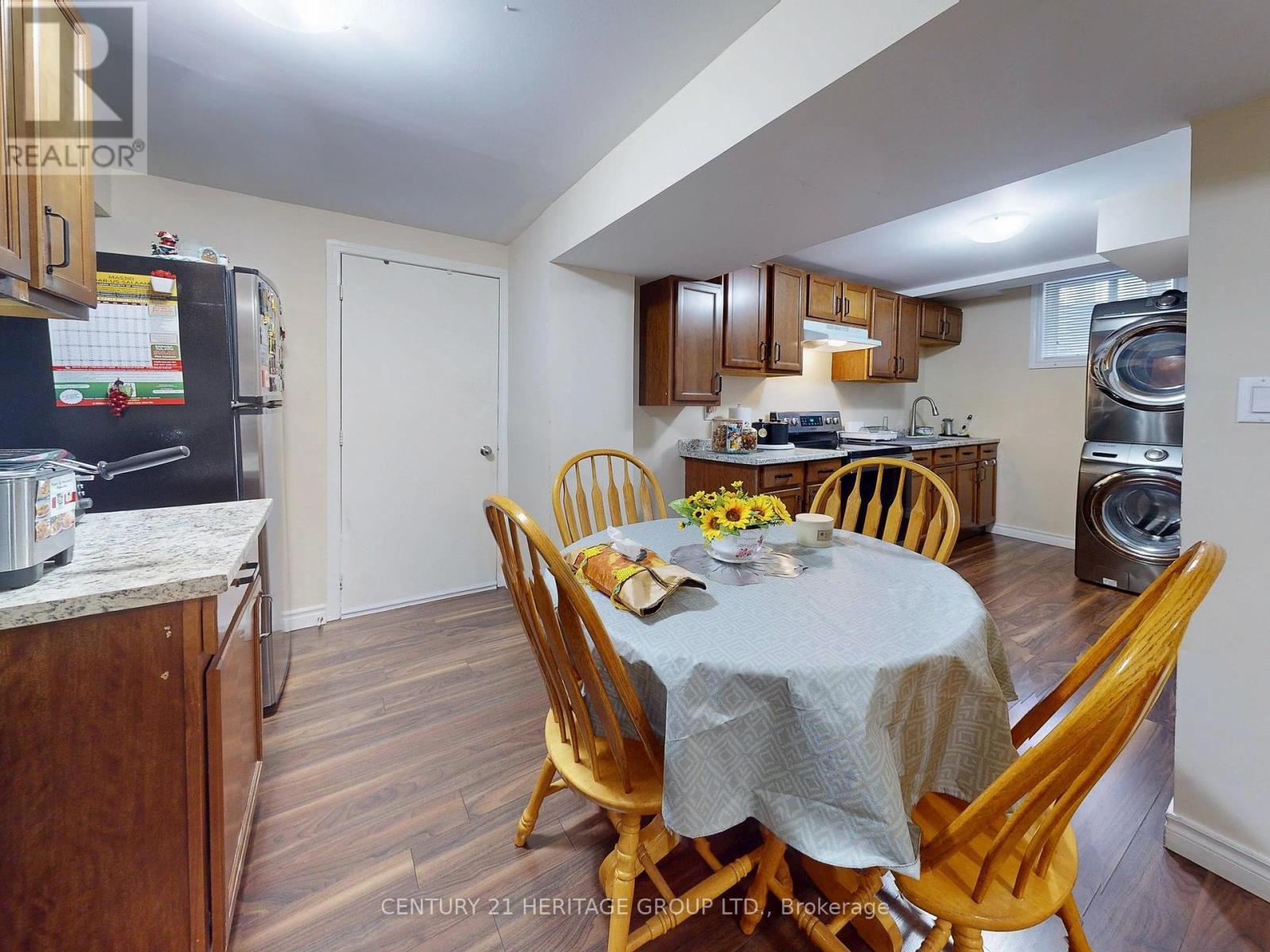 1062 Blackhall Crescent, Newmarket, Ontario  L3X 0B3 - Photo 45 - N12462391