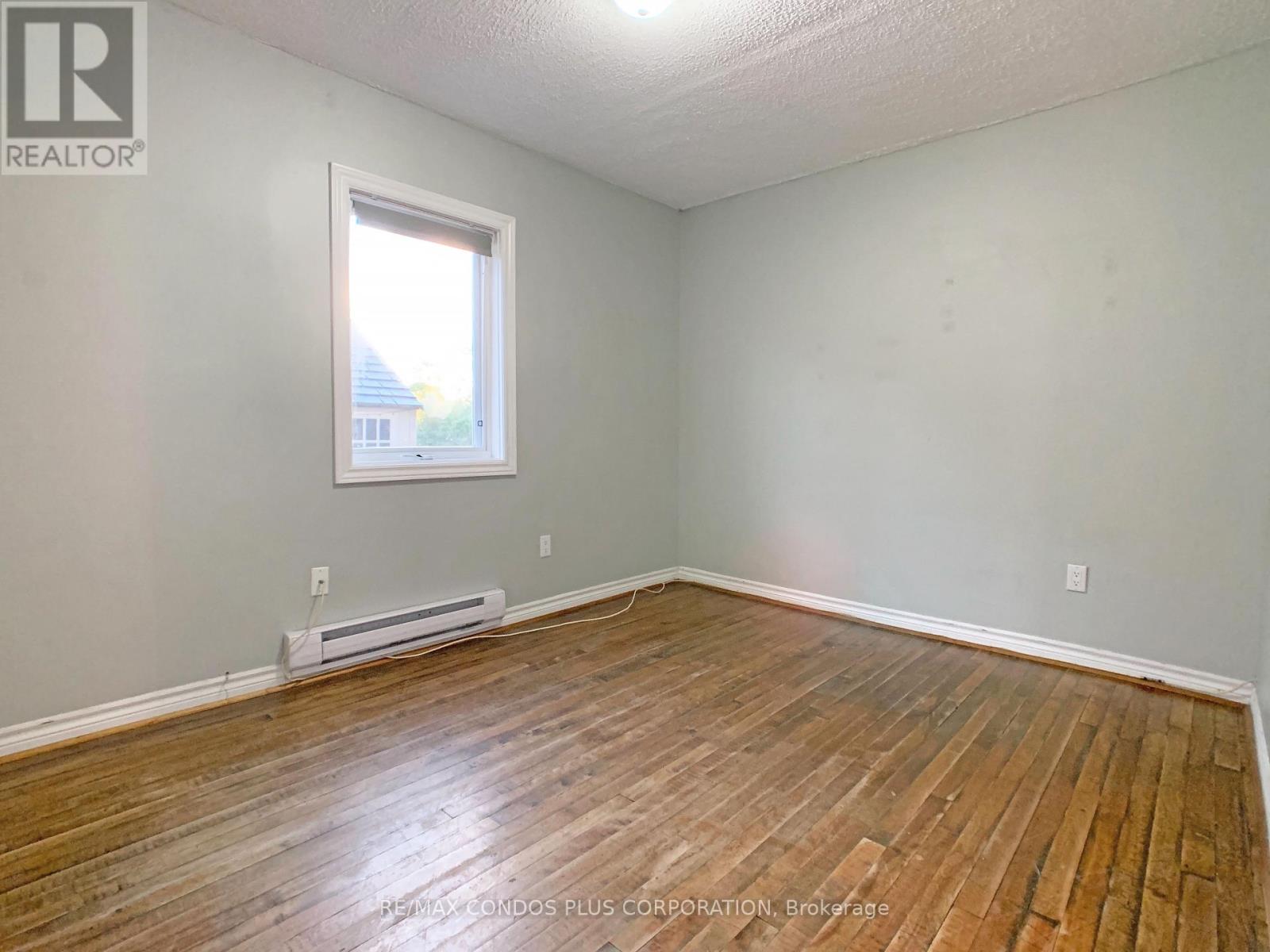 20 Joan Street, Georgina, Ontario  L0E 1R0 - Photo 13 - N12462438