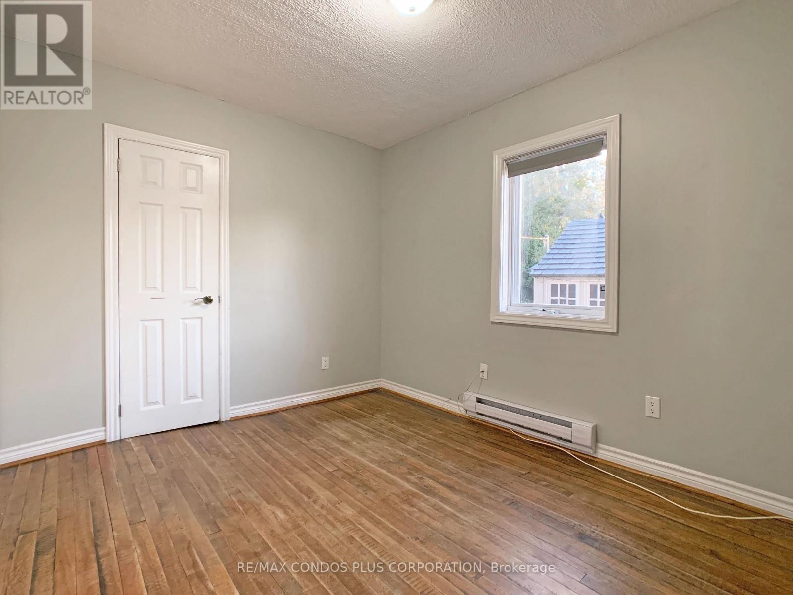 20 Joan Street, Georgina, Ontario  L0E 1R0 - Photo 15 - N12462438