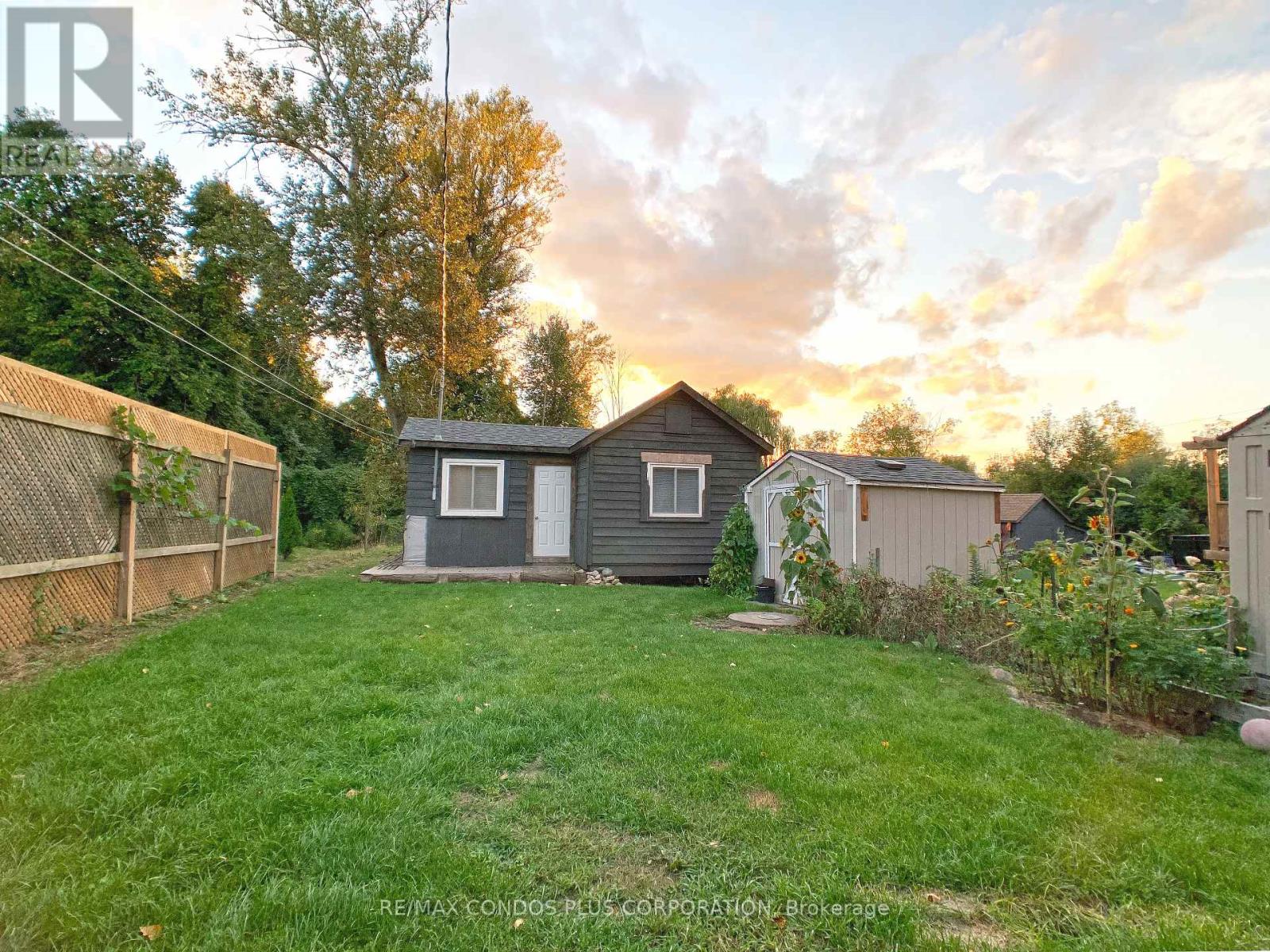 20 Joan Street, Georgina, Ontario  L0E 1R0 - Photo 20 - N12462438