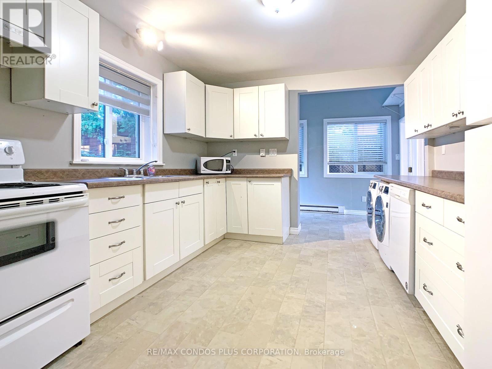 20 Joan Street, Georgina, Ontario  L0E 1R0 - Photo 3 - N12462438