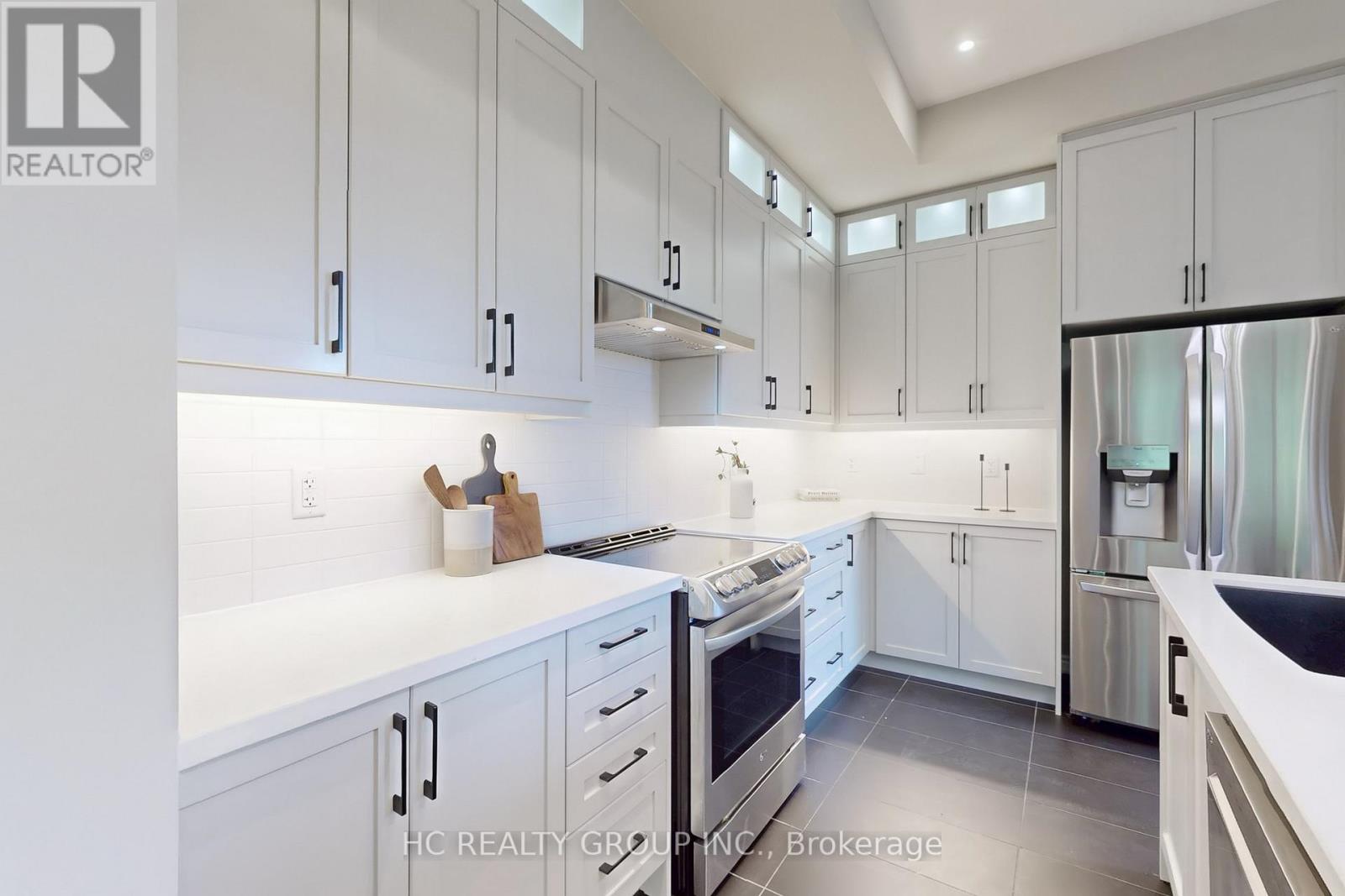 64 La Tache Crescent, Markham, Ontario  L6C 0Z6 - Photo 10 - N12462449