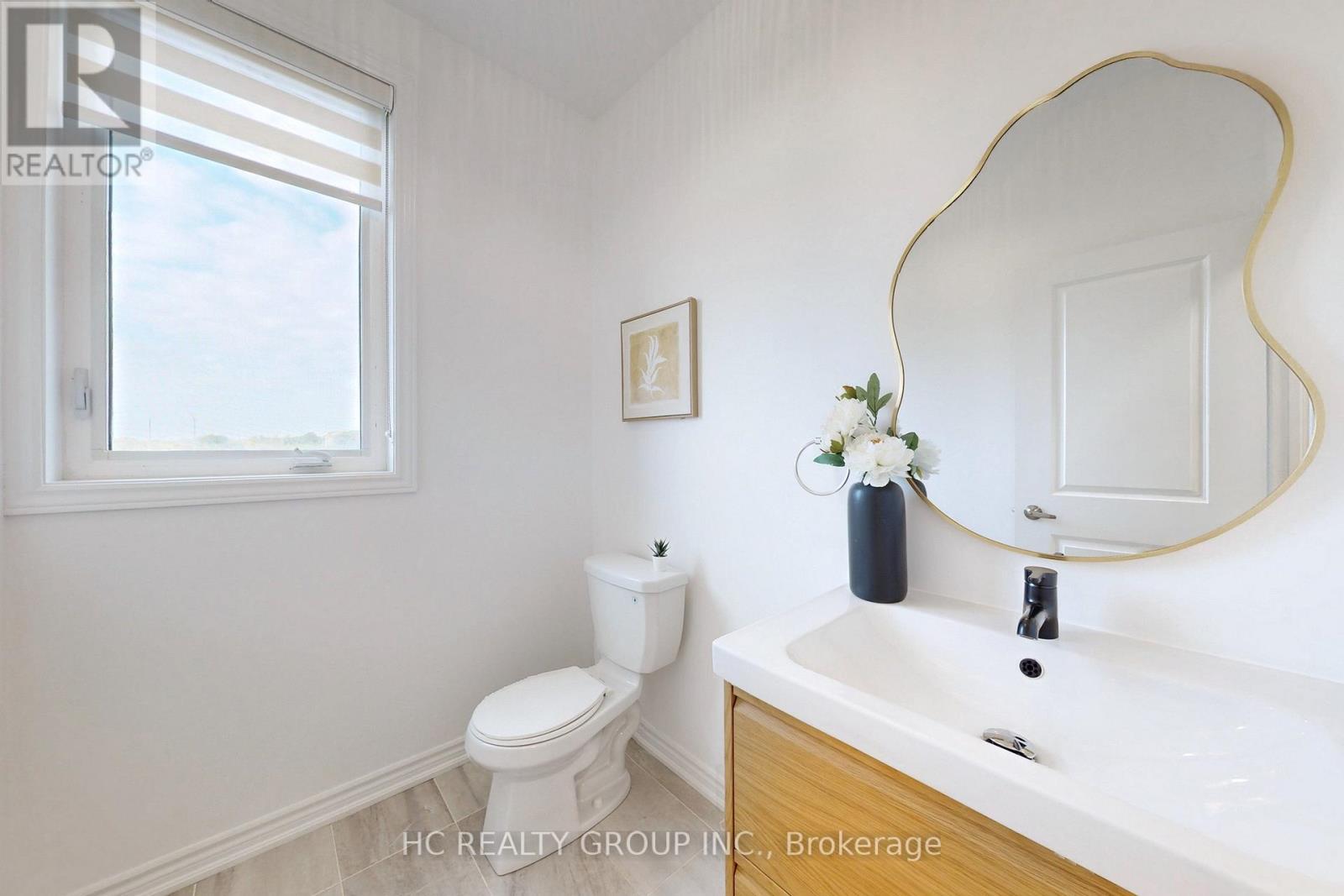 64 La Tache Crescent, Markham, Ontario  L6C 0Z6 - Photo 28 - N12462449