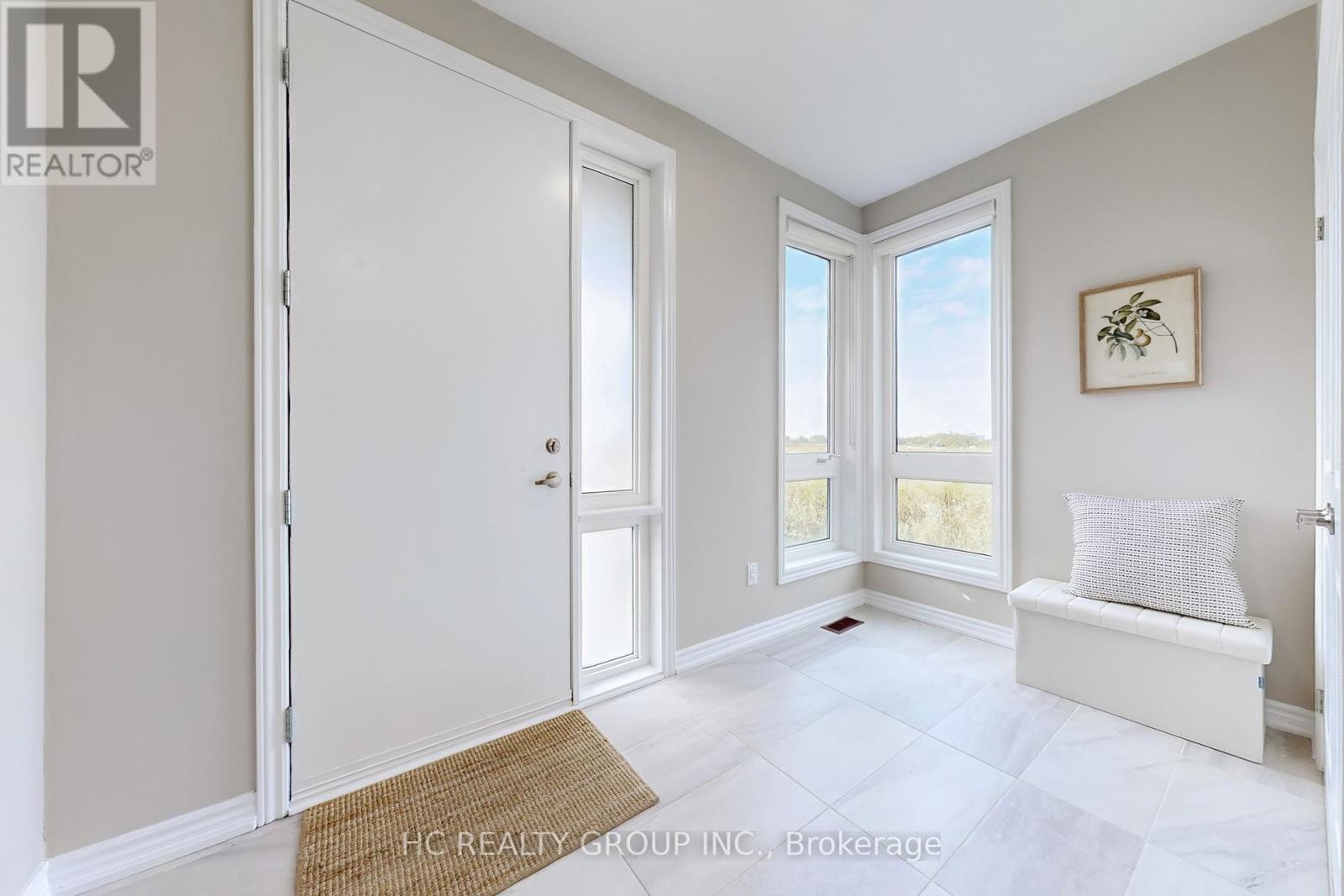 64 La Tache Crescent, Markham, Ontario  L6C 0Z6 - Photo 29 - N12462449