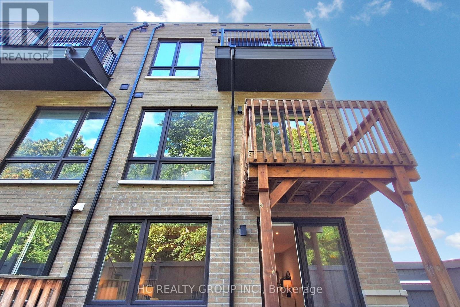 64 La Tache Crescent, Markham, Ontario  L6C 0Z6 - Photo 32 - N12462449