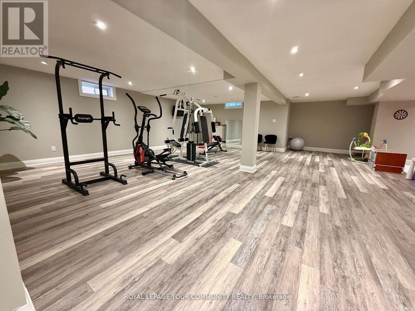20 White Lodge Crescent N, Richmond Hill, Ontario  L4C 8Z7 - Photo 31 - N12462478