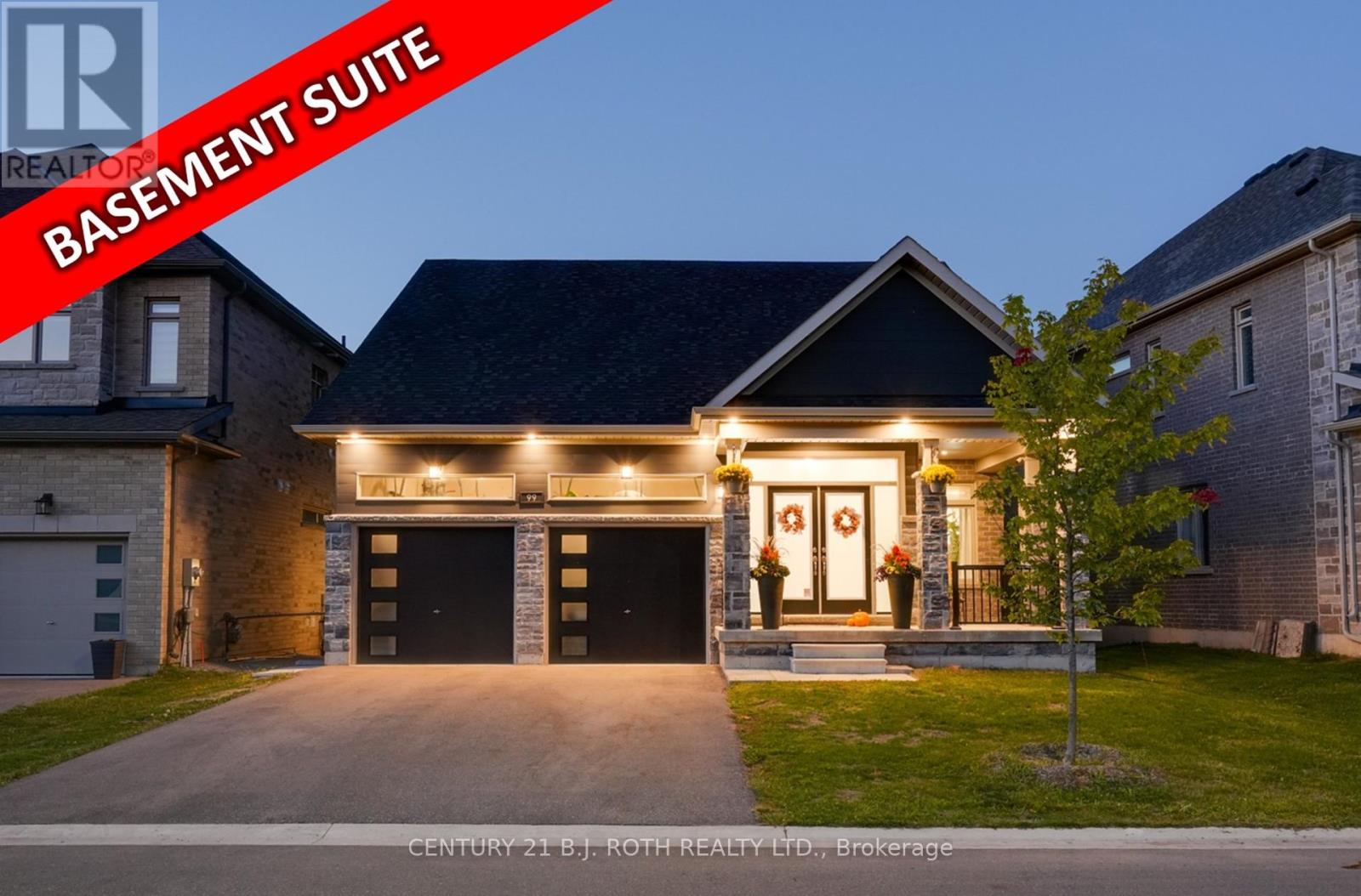 99 Franklin Trail, Barrie, Ontario  L9J 0J1 - Photo 1 - S12462297