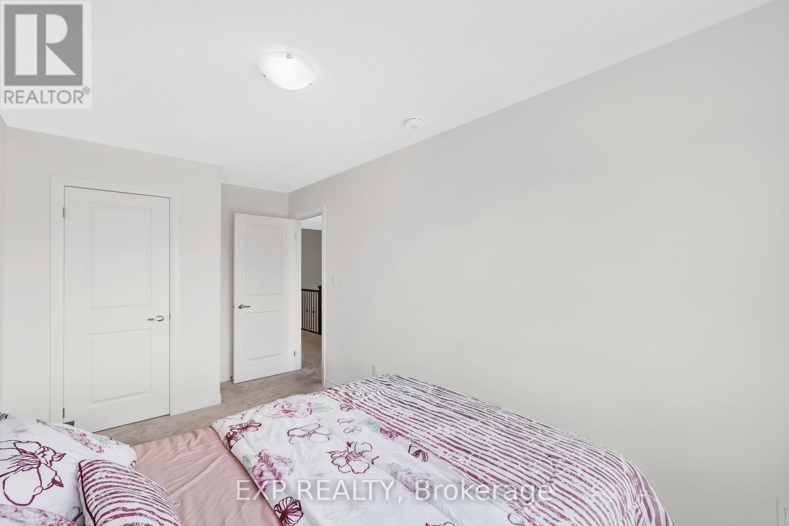 122 Turnberry Lane, Barrie, Ontario  L9J 0M3 - Photo 31 - S12462350