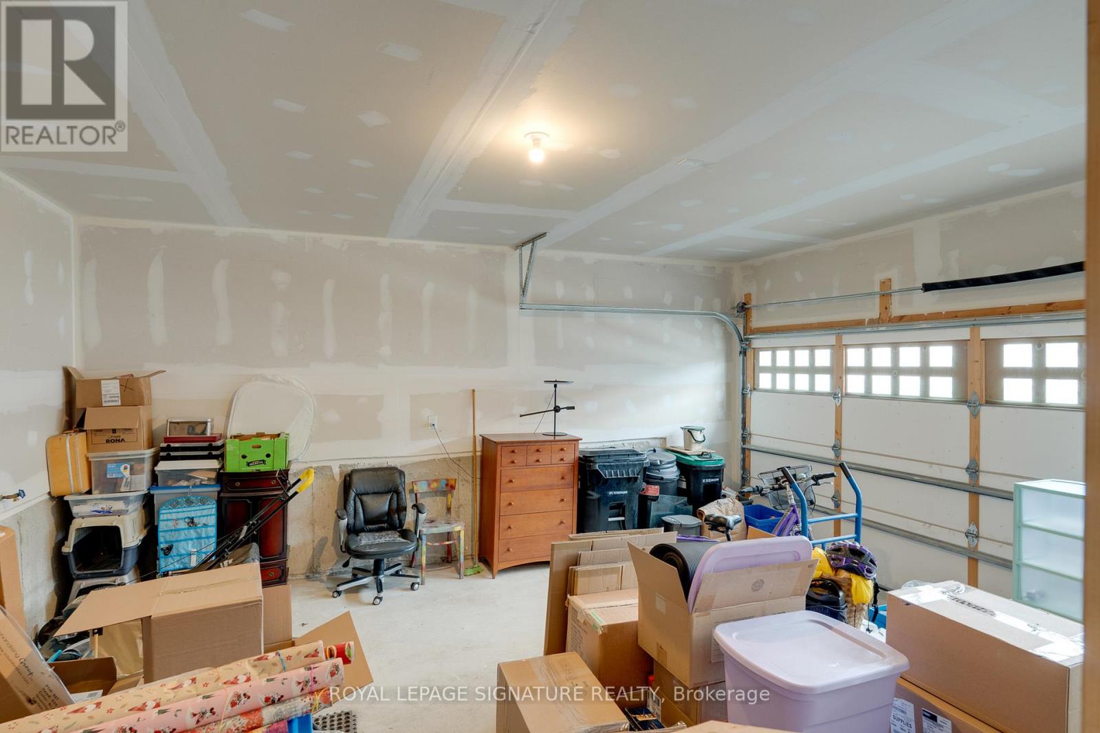 62 Bannister Road, Barrie, Ontario  L9J 0L7 - Photo 15 - S12462448