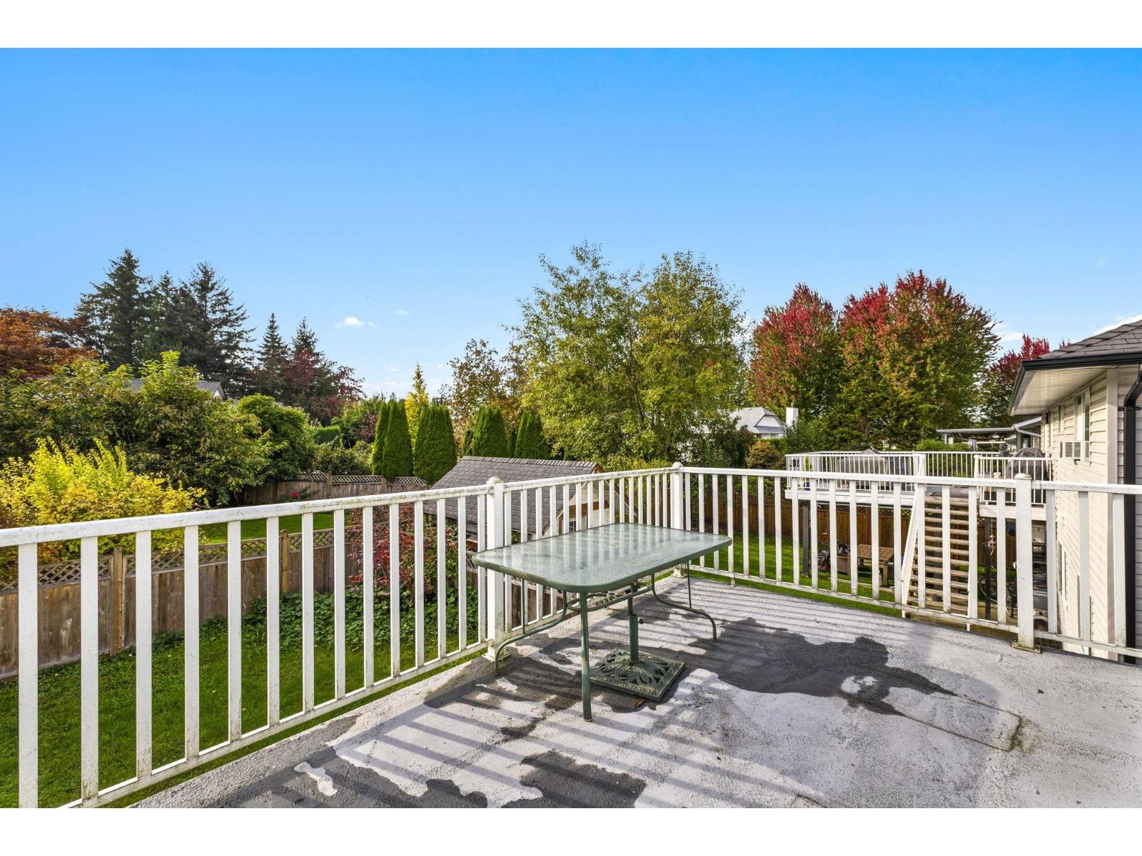 8895 214b Street, Langley, British Columbia  V1M 1Y3 - Photo 11 - R3057756