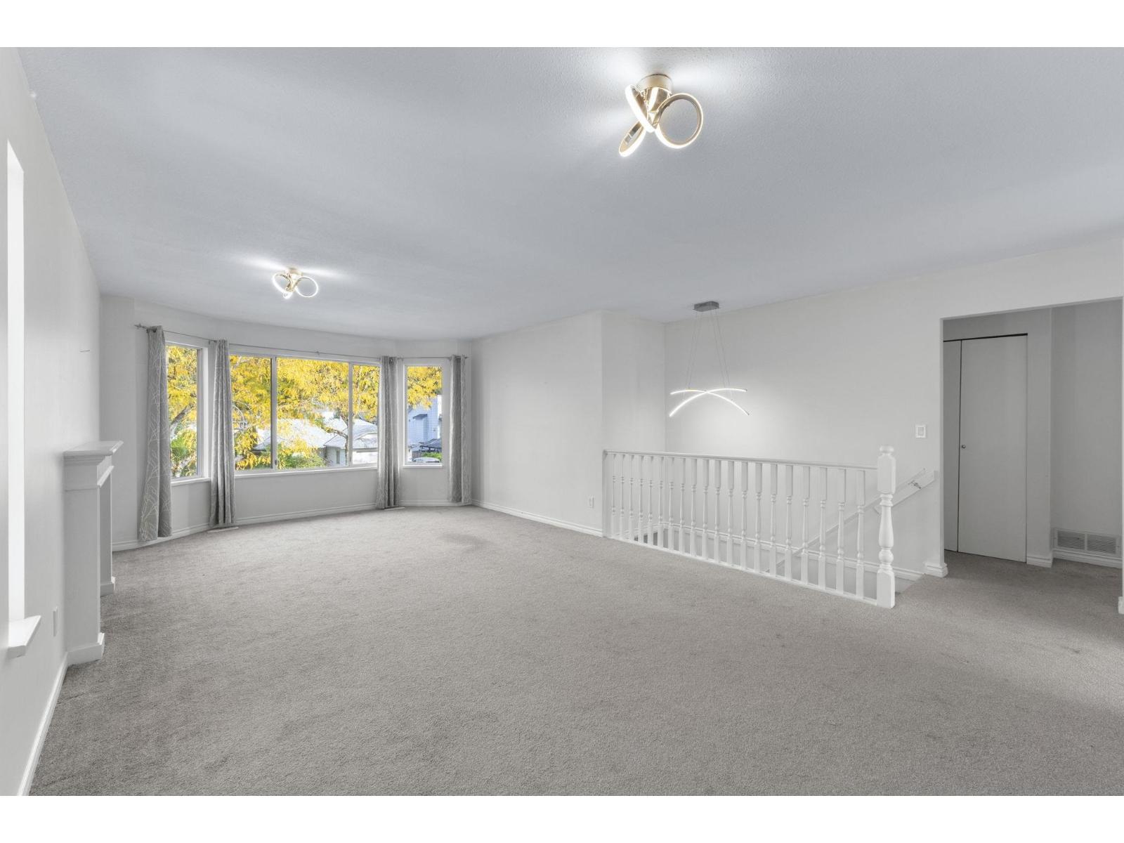 8895 214b Street, Langley, British Columbia  V1M 1Y3 - Photo 5 - R3057756