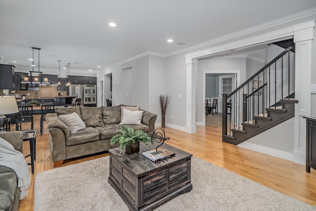 35588 Angus Crescent, Abbotsford, British Columbia  V3G 0A3 - Photo 6 - R3057850
