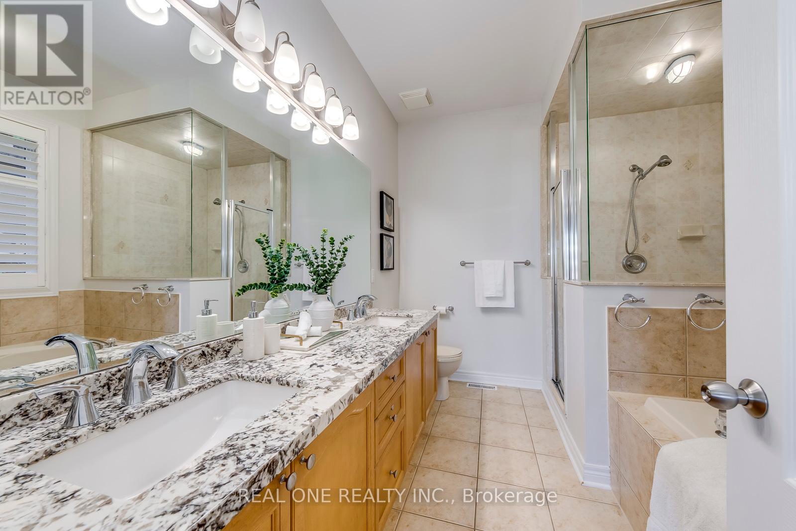 2333 Presquile Drive, Oakville, Ontario  L6H 7J8 - Photo 26 - W12462299