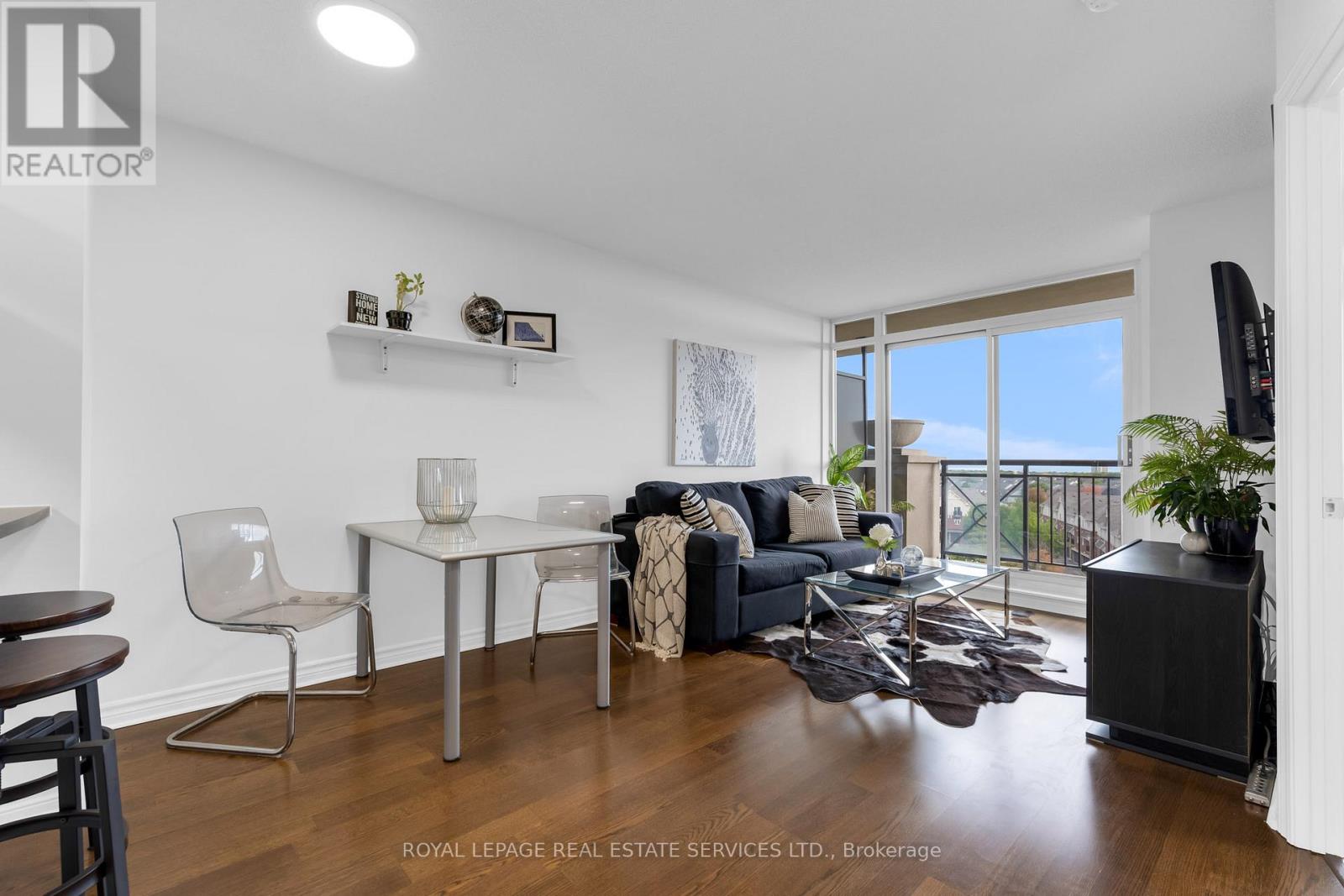 708 - 2379 Central Park Drive, Oakville, Ontario  L6H 0E4 - Photo 4 - W12462313