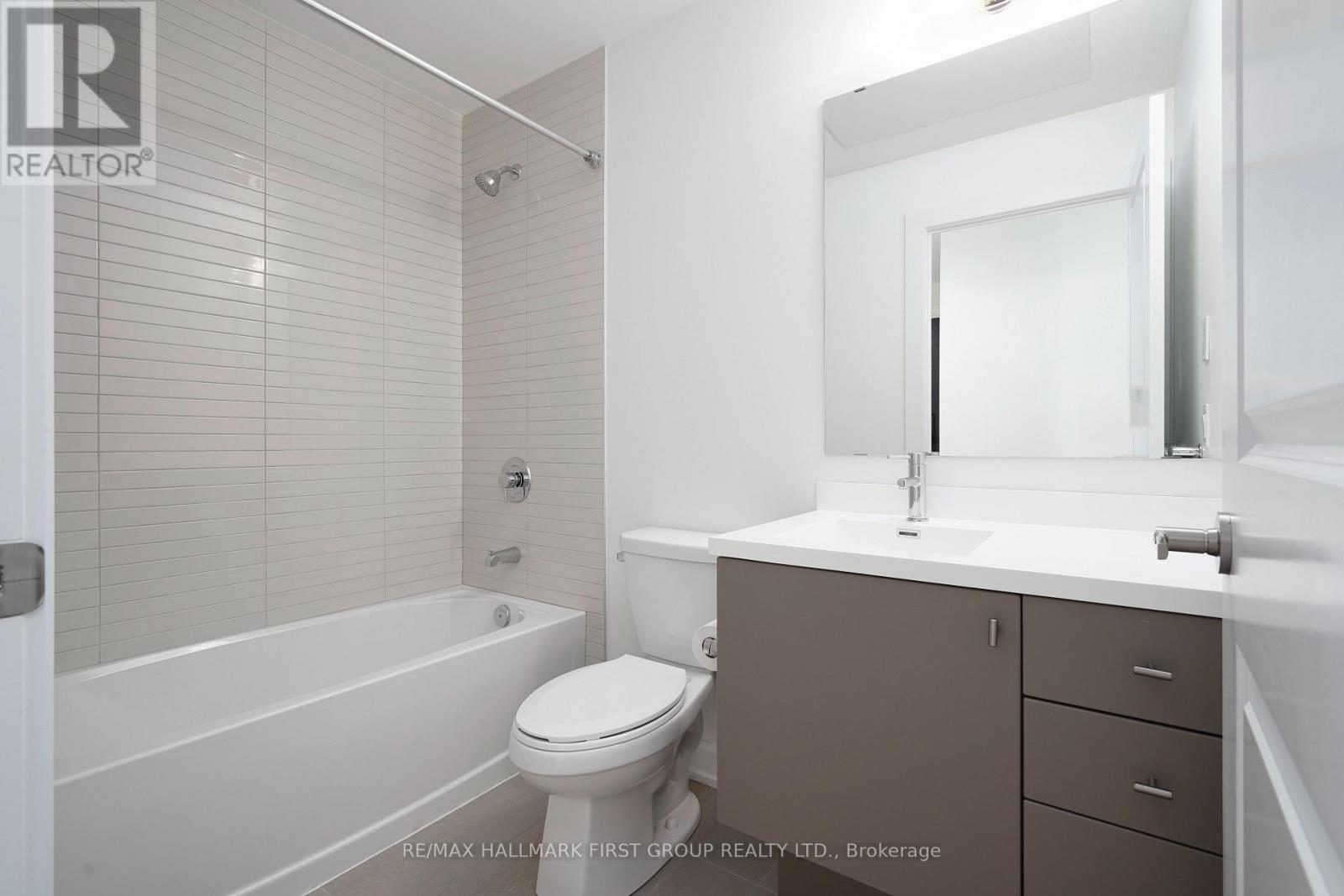 813 - 3220 William Coltson Avenue, Oakville, Ontario  L6H 7X9 - Photo 14 - W12462316
