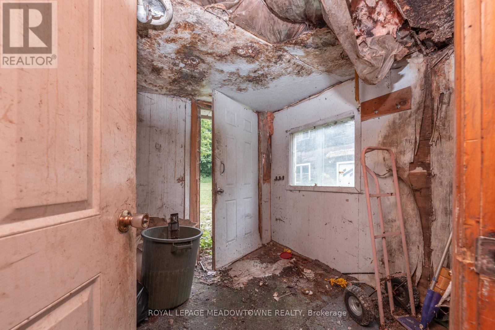 12363 Elizabeth Street, Halton Hills, Ontario  L0P 1H0 - Photo 21 - W12462319
