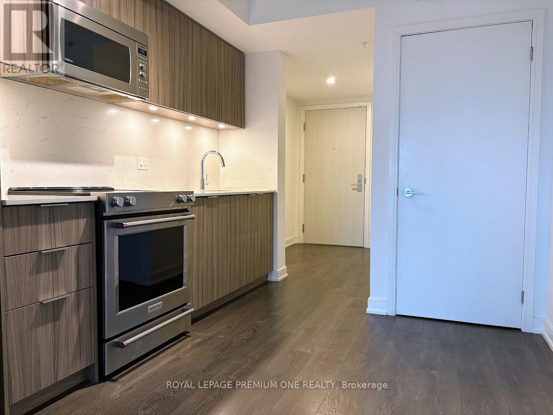 2111 - 30 Samuel Wood Way, Toronto, Ontario  M5B 1L4 - Photo 12 - W12462327