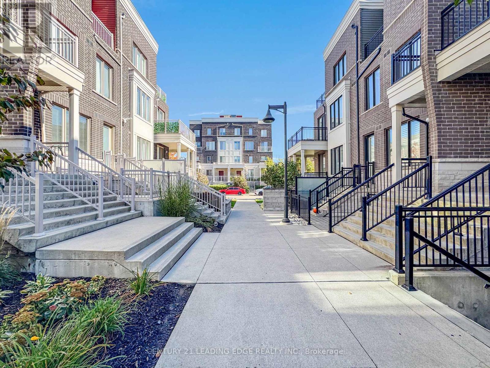 20 - 140 Long Branch Avenue, Toronto, Ontario  M8W 0B1 - Photo 12 - W12462330