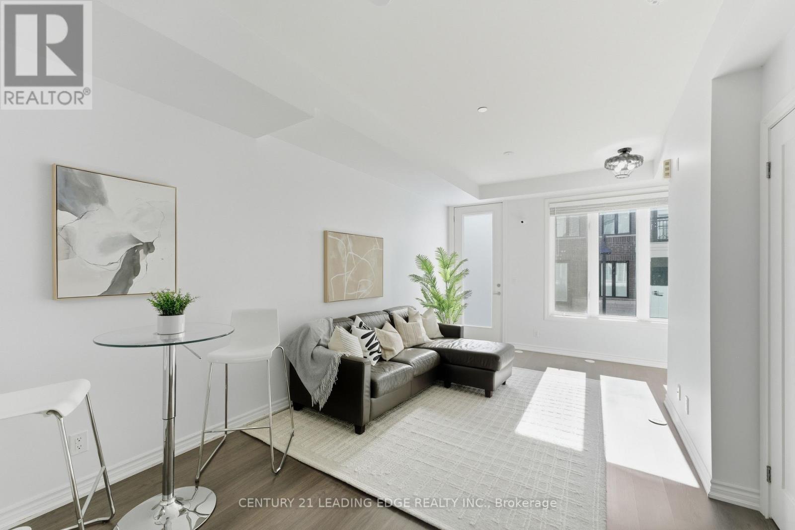 20 - 140 Long Branch Avenue, Toronto, Ontario  M8W 0B1 - Photo 18 - W12462330
