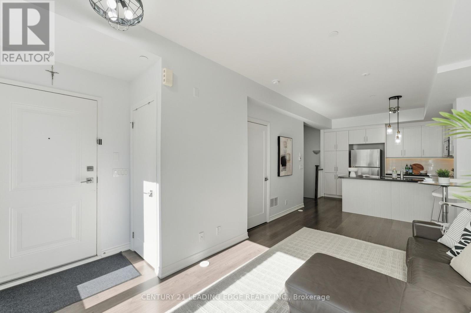 20 - 140 Long Branch Avenue, Toronto, Ontario  M8W 0B1 - Photo 20 - W12462330