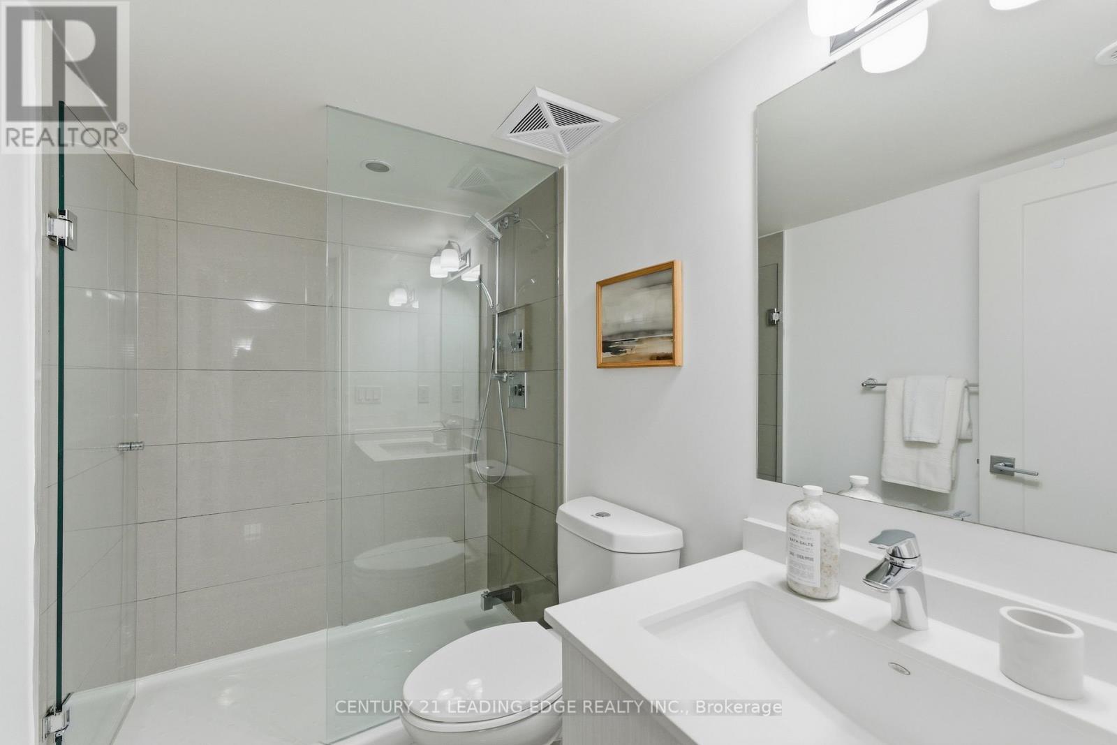 20 - 140 Long Branch Avenue, Toronto, Ontario  M8W 0B1 - Photo 34 - W12462330